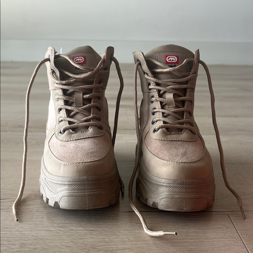 Red Brand Beige Lace-Up Boots